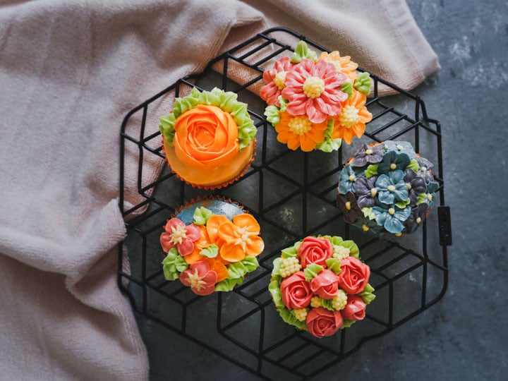Decorated cupcakes with Buttercream flowers